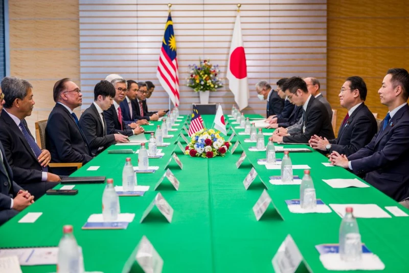 安華會晤岸田文雄 「日方願與大馬攜手援巴」