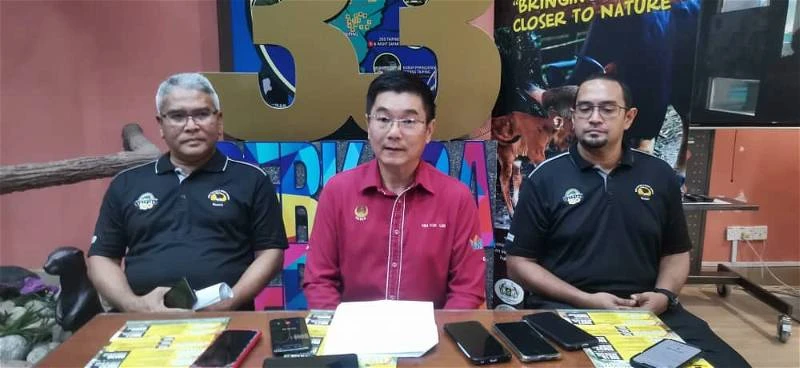 太平動物園向環保跨前一大步 12電動導覽車載客觀光