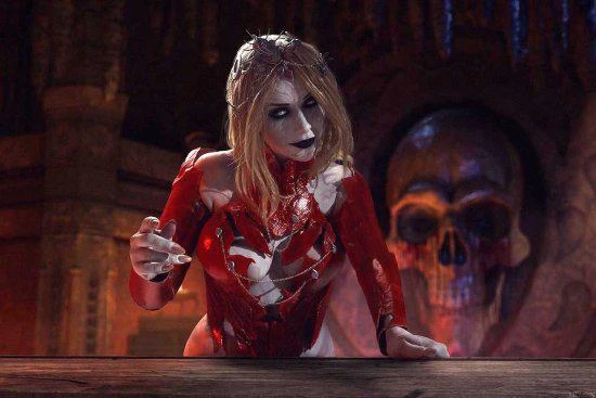 真的不是截圖？美女COS《博德3》腥紅奧林超還原