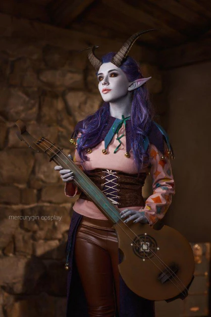 真的不是截圖？美女COS《博德3》腥紅奧林超還原