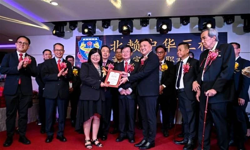 曹觀友不再「低調」　曬出擔任首長期間成績單