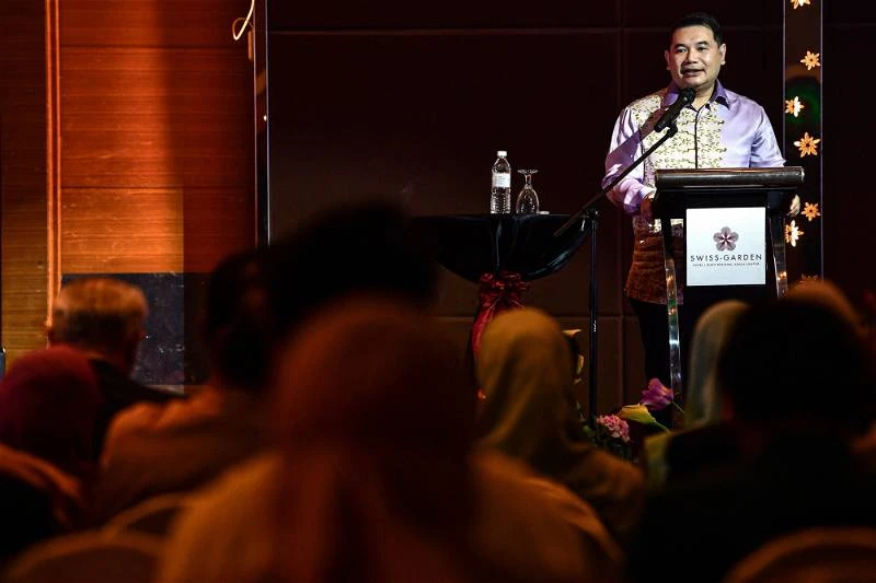 敲定針對性柴油津貼落實時間　拉菲茲：待時機成熟宣布