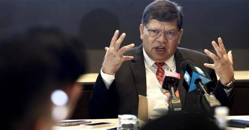 佐哈里：未接6土團黨議員議席懸空通知