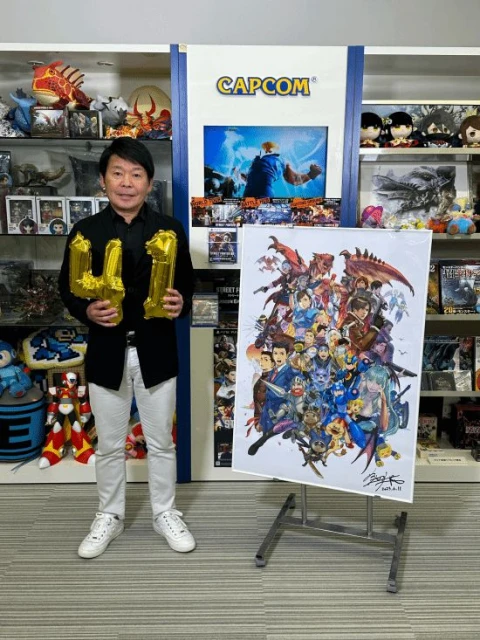 卡普空成立41周年 辻本社長手持《怪獵》大劍慶祝