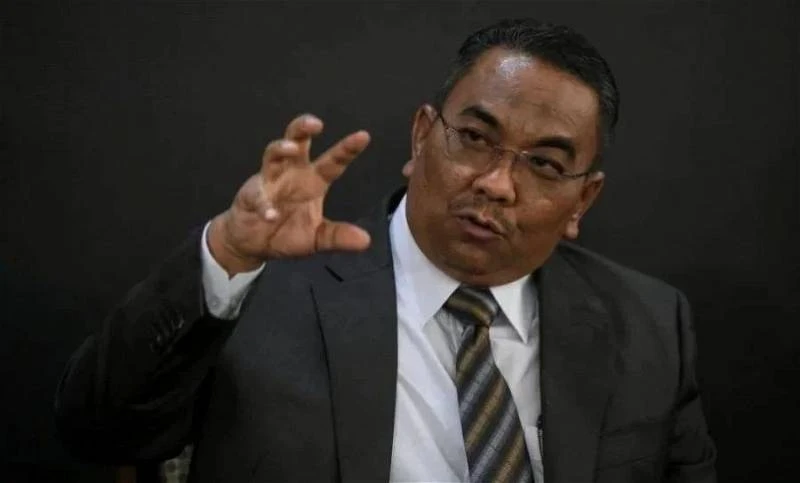 接受拉菲茲挑戰　沙努西將舉報藍眼火箭成員貪污