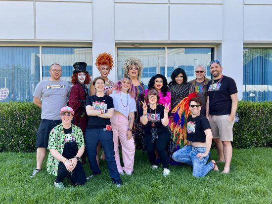 暴雪娛樂舉辦活動慶祝驕傲月 還有變裝皇后參與