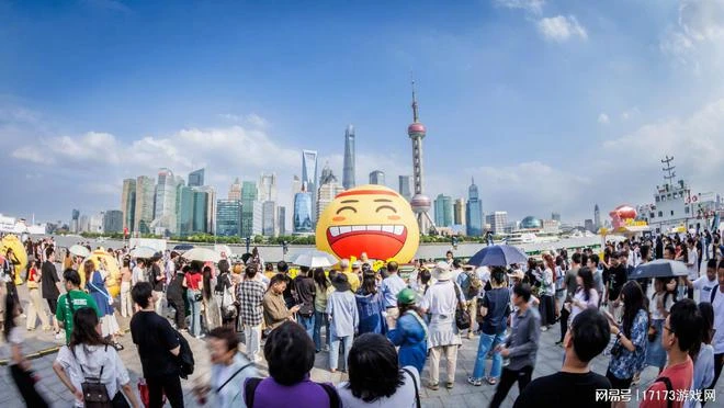 在這款15年老端游的手機版中，正在上演著「萌新拯救計劃」