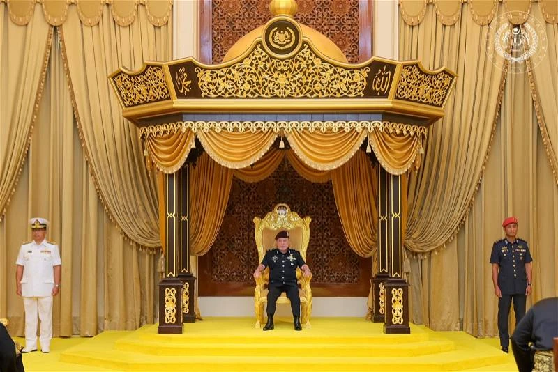 陛下將經歷父親40年前過程　元首登基大典滿滿回憶