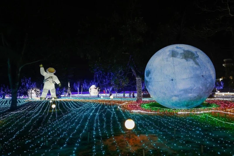 全馬最大LED燈光嘉年華　巴西古當風箏山成月光仙境