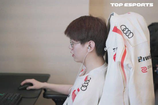 TES戰隊今晚迎來電競世界盃首秀！EWC告別BLG戰隊