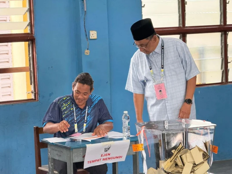 【雙溪峇甲補選】團結陣營造勢不如國盟　佐哈里仍對自己充滿信心
