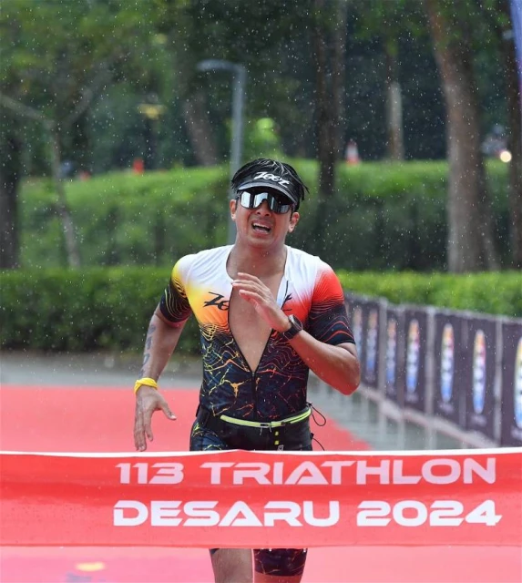 完成迪沙魯鐵人三項　賽沙迪獲中青年組第3名