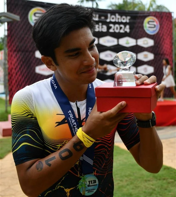 完成迪沙魯鐵人三項　賽沙迪獲中青年組第3名