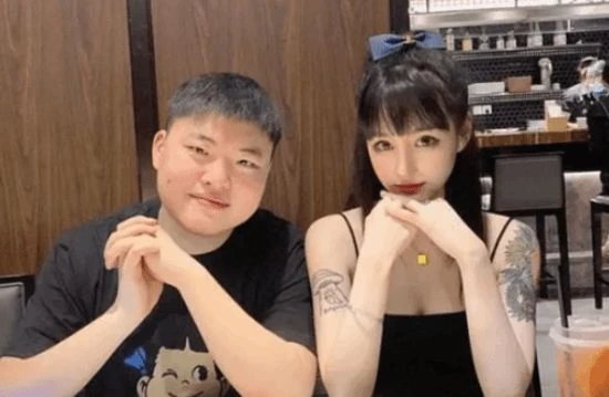 "Uzi說賺不到奶粉錢了"登熱搜：直播合同有人氣要求