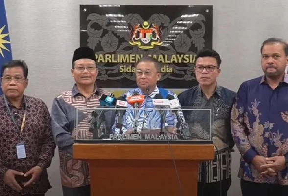 支持團結政府沒違憲　土團6名變節議員駁慕尤丁指控