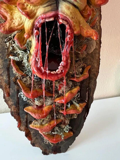 玩家母親製作《美末》循聲者雕塑：恐怖而精緻