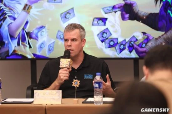 遊民採訪《爐石傳說》執行製作人：把玩家帶回酒館