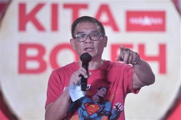 充公13本《一帶一路》漫畫　高庭諭令政府賠償丘光耀5萬