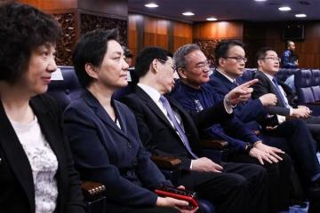 建議中國上海高科技產業來馬設廠　邱培棟：促進兩國經濟發展