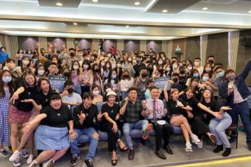 梁志強寶刀未老　與《女兵外傳2》男丁尬伏地挺身！