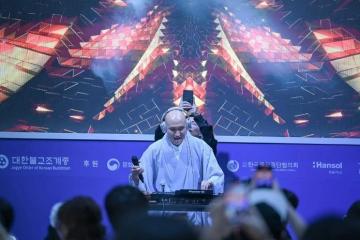 外國「和尚」夜店狂野演出有辱佛教　覺誠法師：PUSPAL批准演出？