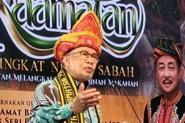 沙巴約9000赤貧人口　安華冀7月底前解決問題