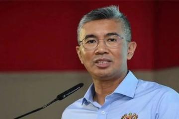 財長出書向經濟前線抗疫人員致敬