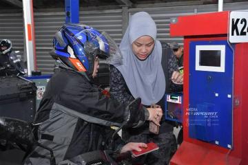 移民局總監：馬新QR碼通關係統進展順利