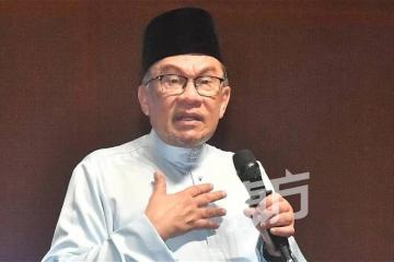 安華警告校巴不可趁機漲價　否則吊銷營運執照