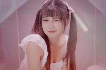 《「硬」控你一整晚上：女神全部鎖定我》現已發售！