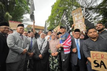 4天長跑200公里　賽沙迪今早抵達國會大廈 