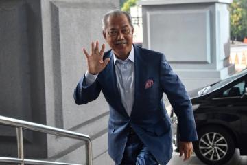 地庭准慕尤丁暫取護照　赴倫敦參加孫女畢業典禮