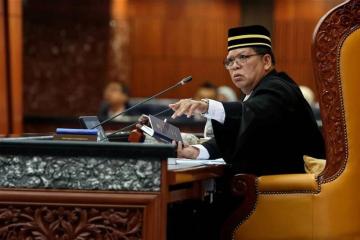 議員受促接受體檢　否則國會官網公布名單