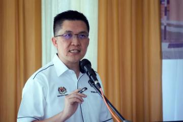 斥在野黨挑起啤酒公司為校籌款課題　黃家和：續配合私企辦活動