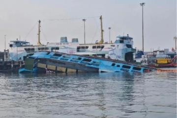 檳舊渡輪船身破漏沉沒　楊順興：已無法修複決定報廢
