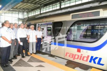 LRT 3預計明年第三季啟用　陸兆福：重啟5站不影響運作
