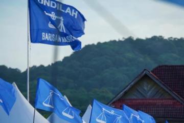 【大馬選舉】民調：國陣支持率比上屆大選更低  慕尤丁最受歡迎