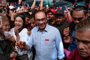 安華還是沒有首相命？ 分析：希盟組政府難度高