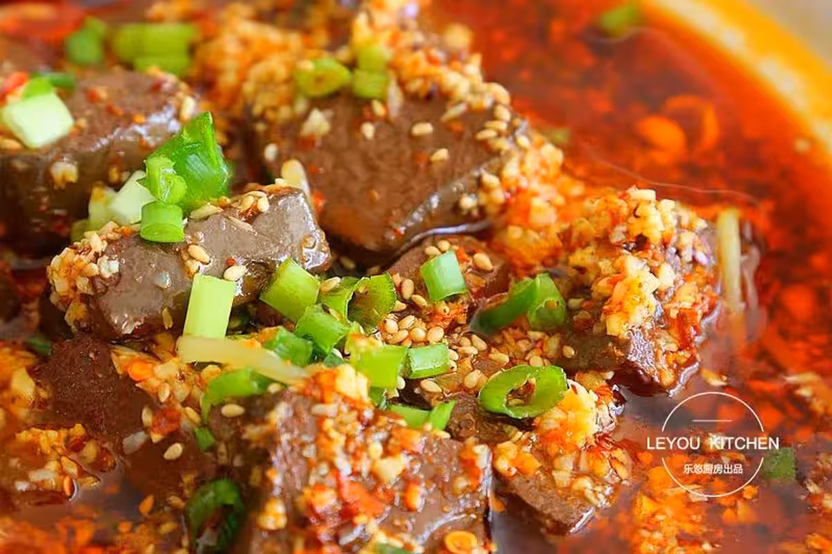 餐厅里常点的一道菜，滑嫩鲜香！花几块钱在家做一碗，超划算